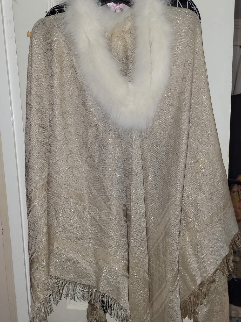 Elegant Cream Fringe Poncho with Faux Fur Trim